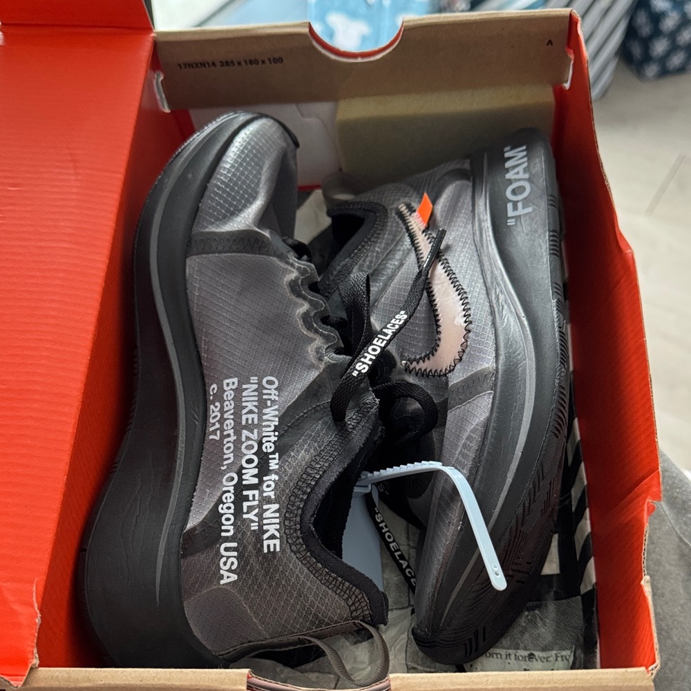 Nike Black and Gray Zoom Fly Shoes